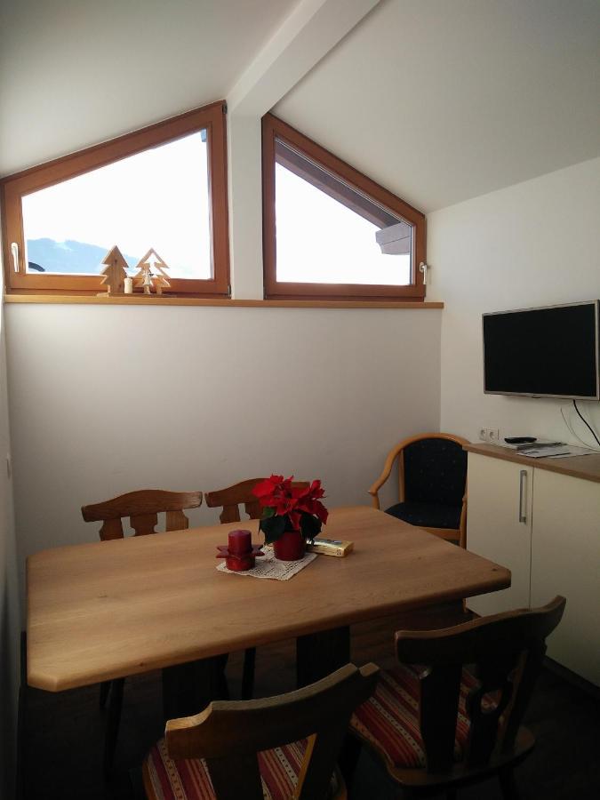 Haus Gruber Apartamento Altenmarkt im Pongau Exterior foto