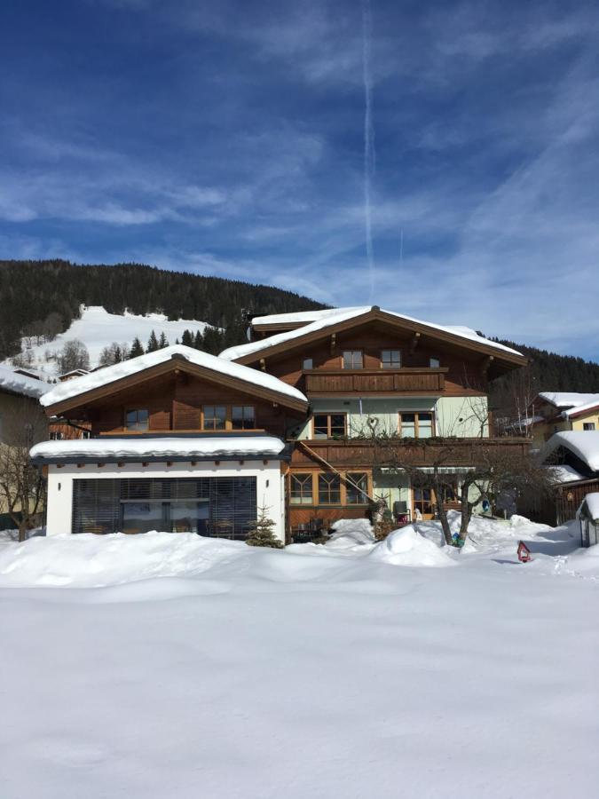 Haus Gruber Apartamento Altenmarkt im Pongau Exterior foto